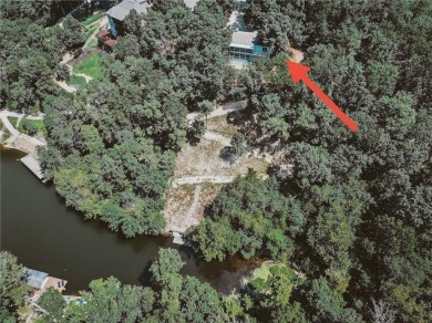 Completely Remade top to bottom. Updated and refreshed on Bella Vista Country Club - Berksdale in Arkansas - for sale on GolfHomes.com, golf home, golf lot
