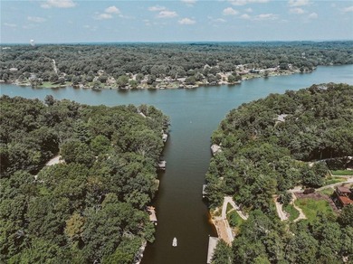 Completely Remade top to bottom. Updated and refreshed on Bella Vista Country Club - Berksdale in Arkansas - for sale on GolfHomes.com, golf home, golf lot