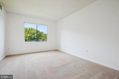 Welcome to this beautifully updated and comfortable two-bedroom on Leisure World Golf Club in Maryland - for sale on GolfHomes.com, golf home, golf lot