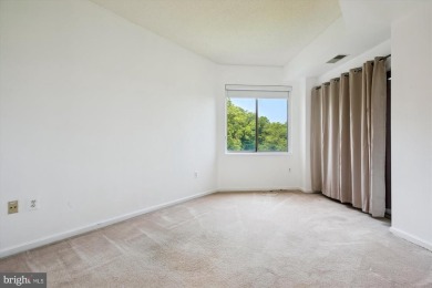 Welcome to this beautifully updated and comfortable two-bedroom on Leisure World Golf Club in Maryland - for sale on GolfHomes.com, golf home, golf lot