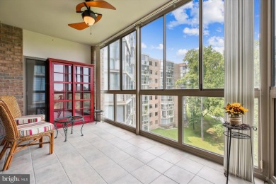 Welcome to this beautifully updated and comfortable two-bedroom on Leisure World Golf Club in Maryland - for sale on GolfHomes.com, golf home, golf lot