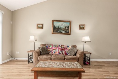 Welcome to this immaculately maintained ranch-style townhome in on Saddle Rock Golf Course in Colorado - for sale on GolfHomes.com, golf home, golf lot