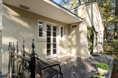 This is a fantastic opportunity to live in Old Town Pinehurst on Pinehurst Resort and Country Club in North Carolina - for sale on GolfHomes.com, golf home, golf lot