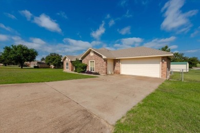 0008 A AROCHA, ACRES on Gatesville Country Club in Texas - for sale on GolfHomes.com, golf home, golf lot