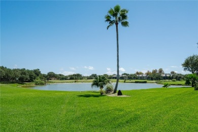 *Fabulous Tropical Oasis!* This gorgeous pool & hot tub with on Rockport Country Club in Texas - for sale on GolfHomes.com, golf home, golf lot