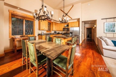 Turnkey McCall Getaway--- Enjoy effortless living in beautiful on McCall Municipal Golf Course in Idaho - for sale on GolfHomes.com, golf home, golf lot