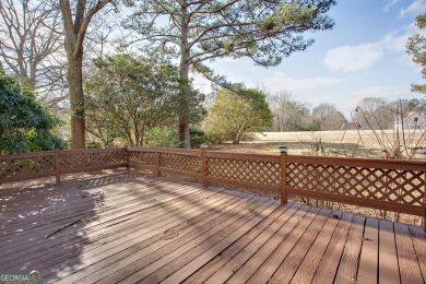 Beautiful well maintained home with backyard view of golf course on Canongate On White Oak Golf Course in Georgia - for sale on GolfHomes.com, golf home, golf lot