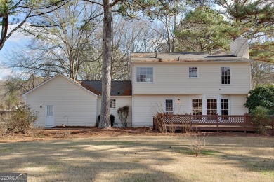 Beautiful well maintained home with backyard view of golf course on Canongate On White Oak Golf Course in Georgia - for sale on GolfHomes.com, golf home, golf lot