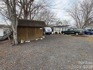 Ideal lake getaway in a true lake-life community. Beautifully on Old North State Club at Uwharrie Point Golf community in North Carolina - for sale on GolfHomes.com, golf home, golf lot