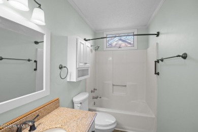 Welcome to this well maintained 3-bedroom, 2-bathroom home on Harbour Point Golf Club in North Carolina - for sale on GolfHomes.com, golf home, golf lot