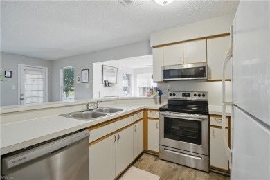 Charming 2bd/2bth condo is located in the sought-after Glenwood on Honey Bee Golf Club in Virginia - for sale on GolfHomes.com, golf home, golf lot