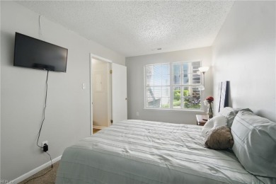 Charming 2bd/2bth condo is located in the sought-after Glenwood on Honey Bee Golf Club in Virginia - for sale on GolfHomes.com, golf home, golf lot
