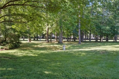 Charming 2bd/2bth condo is located in the sought-after Glenwood on Honey Bee Golf Club in Virginia - for sale on GolfHomes.com, golf home, golf lot