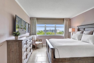 Stunning 3 bedroom, 2.5 bath F model condo in desirable building on Palm-Aire Country Club and Resort - Palms in Florida - for sale on GolfHomes.com, golf home, golf lot