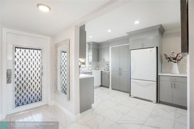 Welcome to your bright and airy 2-bedroom, 2-bathroom condo in on Sunrise Lakes Phase III in Florida - for sale on GolfHomes.com, golf home, golf lot
