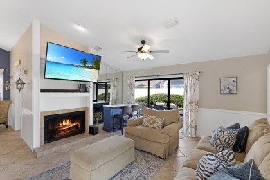 Beautifully remodeled single-family home in Sandestin with 2-car on Sandestin Golf and Beach Resort - The Links in Florida - for sale on GolfHomes.com, golf home, golf lot
