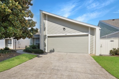 Beautifully remodeled single-family home in Sandestin with 2-car on Sandestin Golf and Beach Resort - The Links in Florida - for sale on GolfHomes.com, golf home, golf lot