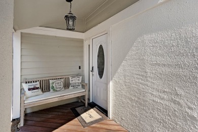Beautifully remodeled single-family home in Sandestin with 2-car on Sandestin Golf and Beach Resort - The Links in Florida - for sale on GolfHomes.com, golf home, golf lot
