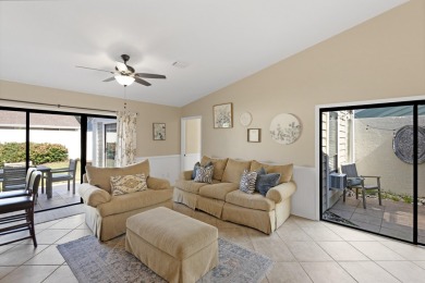 Beautifully remodeled single-family home in Sandestin with 2-car on Sandestin Golf and Beach Resort - The Links in Florida - for sale on GolfHomes.com, golf home, golf lot