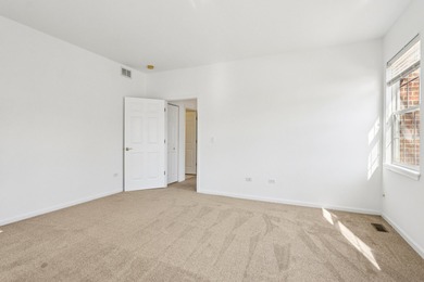 Welcome to 13322 S Bayberry Lane, a comfortable and on The Links at Carillon in Illinois - for sale on GolfHomes.com, golf home, golf lot