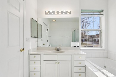 Welcome to 13322 S Bayberry Lane, a comfortable and on The Links at Carillon in Illinois - for sale on GolfHomes.com, golf home, golf lot