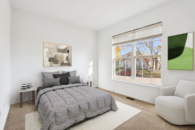 Welcome to 13322 S Bayberry Lane, a comfortable and on The Links at Carillon in Illinois - for sale on GolfHomes.com, golf home, golf lot