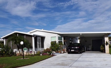 This charming 1996 2-bedroom Palm Harbor home is a must-see! on Schalamar Creek Golf and Country Club in Florida - for sale on GolfHomes.com, golf home, golf lot