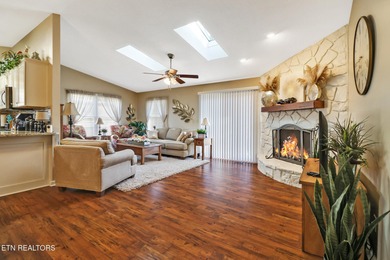 'What a charmer! This comfy and cozy home located in the on Druid Hills Golf Club in Tennessee - for sale on GolfHomes.com, golf home, golf lot