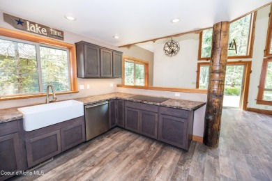 Beautiful year-round cedar home in the desirable Shady Pines on Priest Lake Golf and Tennis Club in Idaho - for sale on GolfHomes.com, golf home, golf lot