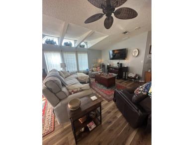 This charming 1996 2-bedroom Palm Harbor home is a must-see! on Schalamar Creek Golf and Country Club in Florida - for sale on GolfHomes.com, golf home, golf lot