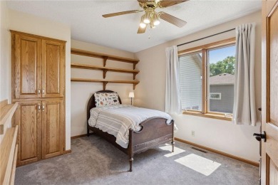 Situated on a cul-de-sac & the scenic Chicago Lakes Golf Course on Chisago Lakes Golf Course in Minnesota - for sale on GolfHomes.com, golf home, golf lot