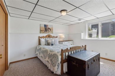 Situated on a cul-de-sac & the scenic Chicago Lakes Golf Course on Chisago Lakes Golf Course in Minnesota - for sale on GolfHomes.com, golf home, golf lot