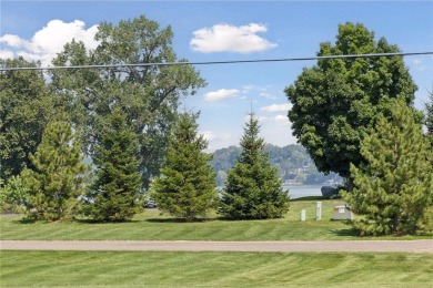 Situated on a cul-de-sac & the scenic Chicago Lakes Golf Course on Chisago Lakes Golf Course in Minnesota - for sale on GolfHomes.com, golf home, golf lot
