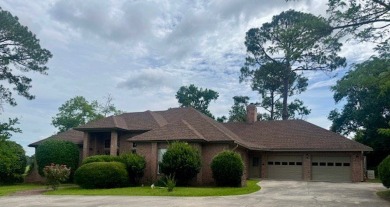 3307 Bellemeade Dr. on Valdosta Country Club in Georgia - for sale on GolfHomes.com, golf home, golf lot