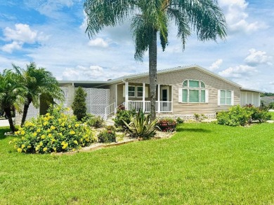 Immaculate Triple-Wide Beauty! Spacious 3 Bed / 2 Bath in on Schalamar Creek Golf and Country Club in Florida - for sale on GolfHomes.com, golf home, golf lot