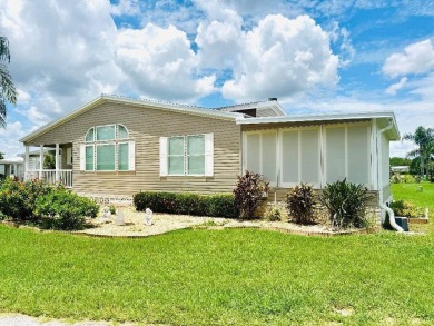 Immaculate Triple-Wide Beauty! Spacious 3 Bed / 2 Bath in on Schalamar Creek Golf and Country Club in Florida - for sale on GolfHomes.com, golf home, golf lot
