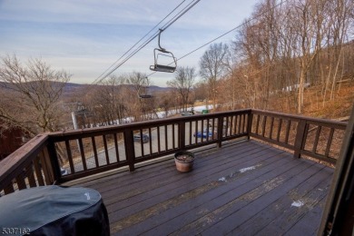 Welcome to this STUNNING 2-bedroom, 2-bathroom Loft END UNIT on Minerals Golf Club in New Jersey - for sale on GolfHomes.com, golf home, golf lot