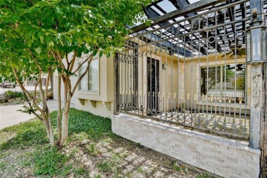 Absolutely stunning designer decorated townhome in gated on De Cordova Bend Country Club in Texas - for sale on GolfHomes.com, golf home, golf lot
