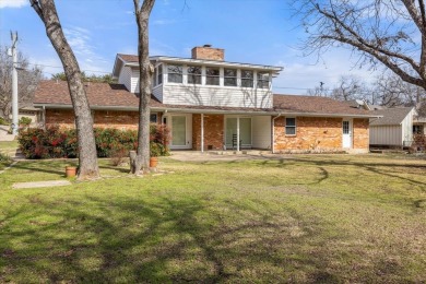 Welcome to DeCordova Bend Estates where every day feels like a on De Cordova Bend Country Club in Texas - for sale on GolfHomes.com, golf home, golf lot