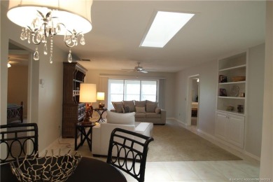 Delightful and spacious updated 2 bedroom/2bath villa/condo on Yacht and Country Club in Florida - for sale on GolfHomes.com, golf home, golf lot