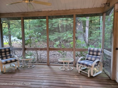 Welcome to your dream retreat! This charming 3-bedroom on Split Rock Resort and Country Club in Pennsylvania - for sale on GolfHomes.com, golf home, golf lot