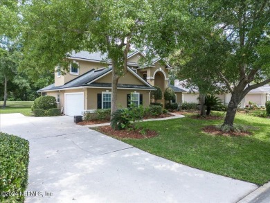 This beautiful 4 bedroom, 2.5 bath, 2748sqft, golf course view on Julington Creek Golf Club in Florida - for sale on GolfHomes.com, golf home, golf lot