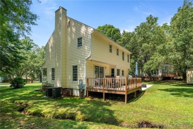 Step into this 3 bedroom, 2.5 bath gem in Fairway Woods. You'll on Sanford Municipal Golf Course in North Carolina - for sale on GolfHomes.com, golf home, golf lot