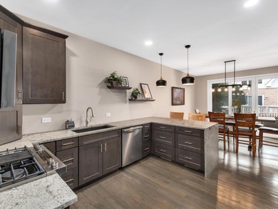 Beautifully updated and generously sized condo on White Eagle on White Eagle Golf Club in Illinois - for sale on GolfHomes.com, golf home, golf lot