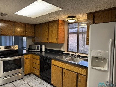 This is a super clean, freshly painted, super cute 2 bedroom, 2 on Chaparral Country Club in New Mexico - for sale on GolfHomes.com, golf home, golf lot