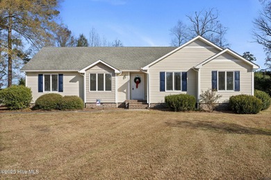 Situated on a quiet culdesac, this 3 bedroom, 2.5 bath home on Rock Creek Country Club in North Carolina - for sale on GolfHomes.com, golf home, golf lot