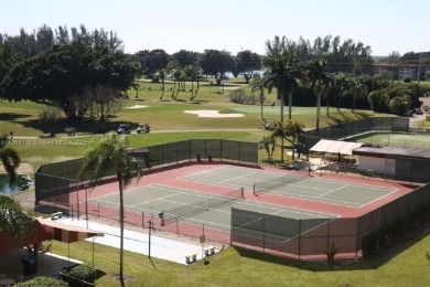 Paradise for Golfer's  !
Immaculate , turn-key condo 2BR/2BA on Hollybrook Golf and Tennis Club  in Florida - for sale on GolfHomes.com, golf home, golf lot
