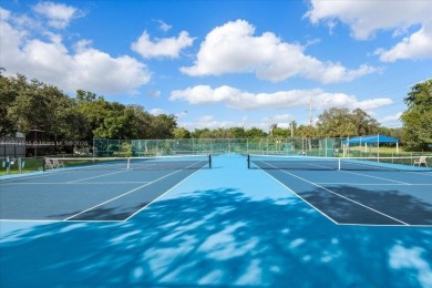 Paradise for Golfer's  !
Immaculate , turn-key condo 2BR/2BA on Hollybrook Golf and Tennis Club  in Florida - for sale on GolfHomes.com, golf home, golf lot