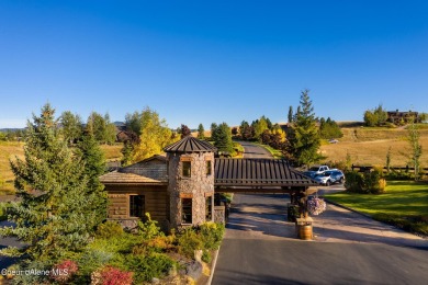 FULLY-FURNISHED RANCHER LOADED WITH CONTEMPORARY UPGRADES AT on The Golf Club at Black Rock in Idaho - for sale on GolfHomes.com, golf home, golf lot