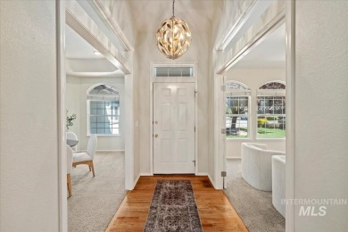 Looking for single level living in a convenient Eagle on Eagle Hills Golf Course in Idaho - for sale on GolfHomes.com, golf home, golf lot